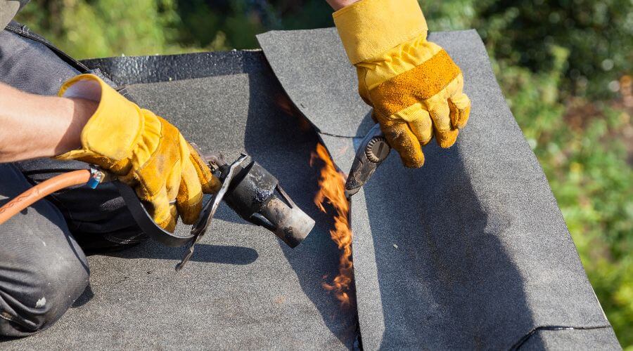 Expert Emergency Roof Repairs services in Wheatland, IA